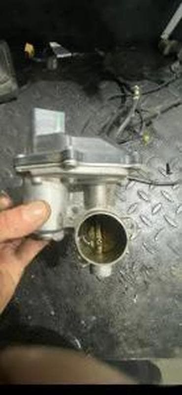lovato prekidac za plin: VW TIGUAN EGR VENTIL 04L131501M | Audi vw delovi zemun altina — 3