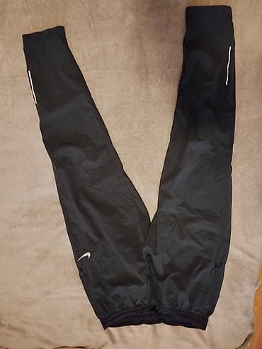 pantalone za kisu: Paket odeće – 4 komada 1) Nike sportske pantalone - Crne, lagane i — 1