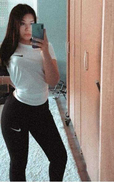 kompleti za svadbe zenski: Komplet zenski - majca i donji deo trenerke
S M L XL XXL
2300 — 1