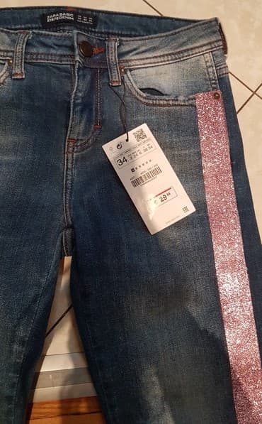 push up pantalone: Zara farmerke . S velicina. Moze i xs. Sa strane uz ivicu je ranfla sa — 3