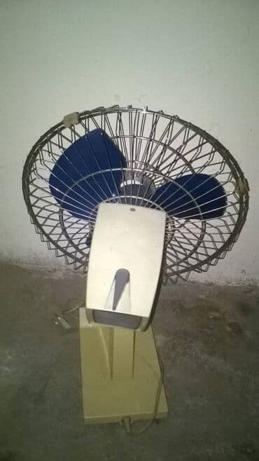 soba za devojcice: Stoni ventilator 2 brzine, rotacija, Indola Holland, ispravan — 4