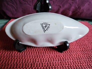 Stare vaze i dekor: Pepeljara nova Jugoporcelan. 70te. Visina. 2cm. Duzina. 16cm — 4