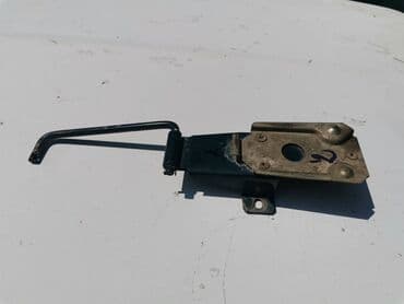 motor brisaca zastava 101: Drzac prednje haube sa drzacem boce brisaca Lada 21213,21214 Niva — 5