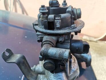 membrana pumpe za gorivo yugo: Karburator sa usisnom granom Lada 21213 Niva mono point. Polovno — 6