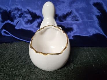 Prateća kuhinjska oprema: Figura nova Nemacka. Figura od glazirane keramike(poput porcelana) — 8