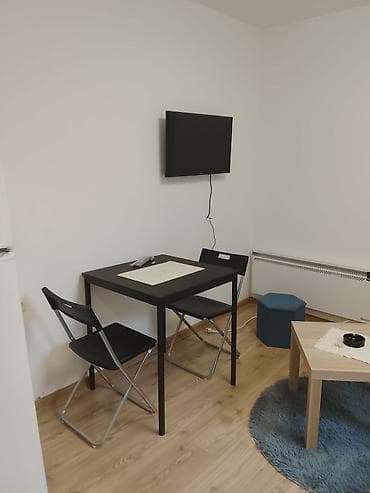 Sweatpants: 2 bedroom — 6