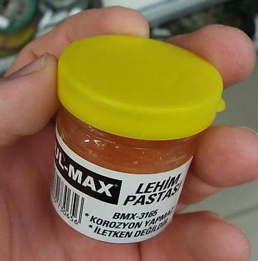 PASTA ZA LEMLJENJE 50G. Novo,nekorisceno. Ako zelite da porucite