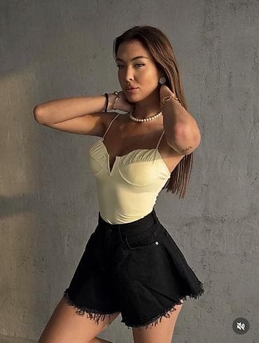 bodi na jedno rame: 🔥Ženski top – bodi sa tankim bretelama i “sweetheart” izrezom ✅1700 — 5