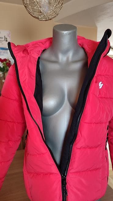 ugg sa platformom: Ženska zimska jakna Superdry - Model: Superdry, oznaka na etiketi — 3