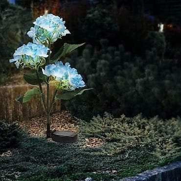 ukrasi od drveta za kucu: Solarna lampa Hortenzija 3000 RSD Solarna lampa u obliku cveta. Preko — 8