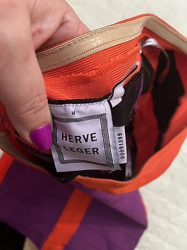 tople pidzame: Herve Leger bandaž haljina, model bez bretela. - Veličina: M (etiketa — 3