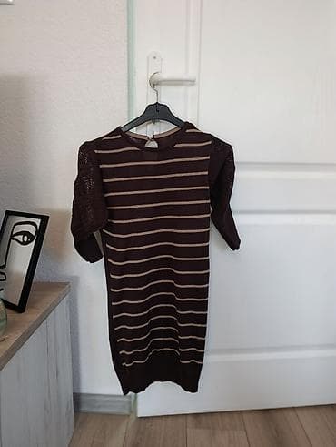 Venčanice i aksesoari: Pletena haljina/tunika sa prugama – braon - Model: uska, ravna — 1