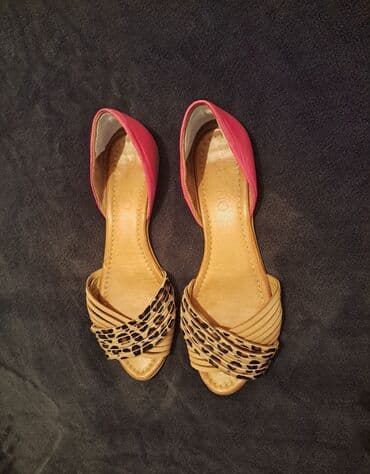 c a kupaći kostimi za punije dame: Sandals, 39 — 1