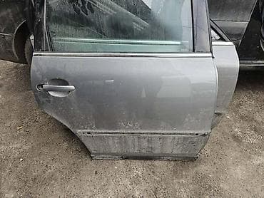 ZADNJA DESNA VRATA ZA VOLKSWAGEN PASSAT B5.5 | Zadnja Desna Vrata na lalafo.rs ZADNJA DESNA VRATA ZA VOLKSWAGEN PASSAT B5.5 | Zadnja Desna Vrata