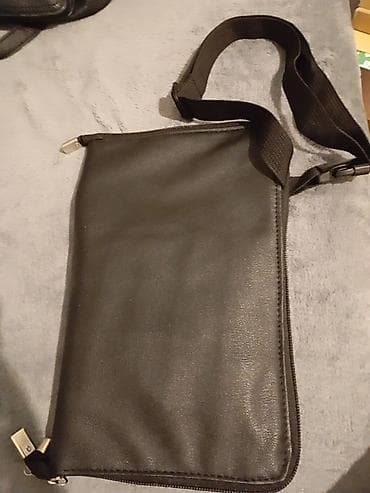 samsonite torbice na rame: - Bluetooth lokator (tag) kompatibilan sa Apple Find My. Povezuje se — 4