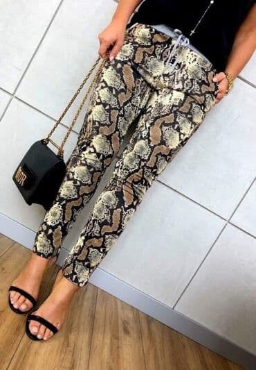 mona kozne pantalone: 1 kom 1700
2 kom 2500 — 7