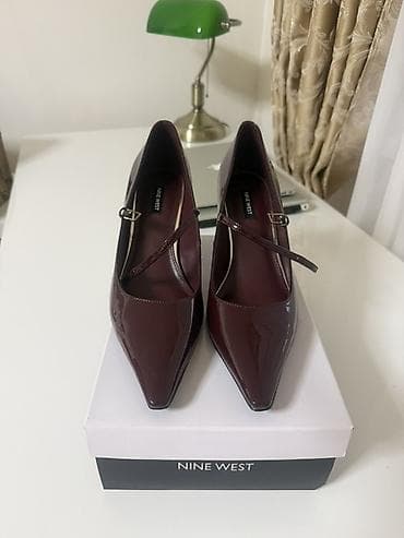 svecane ravne cipele: Nine West salonke - Boja: Dark Red 600 (tamno bordo, lak koža efekat) — 5
