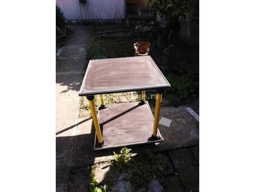 stolica za ljuljanje: Baštenski sto, Metal, bоја - Braon, Upotrebljenо — 1