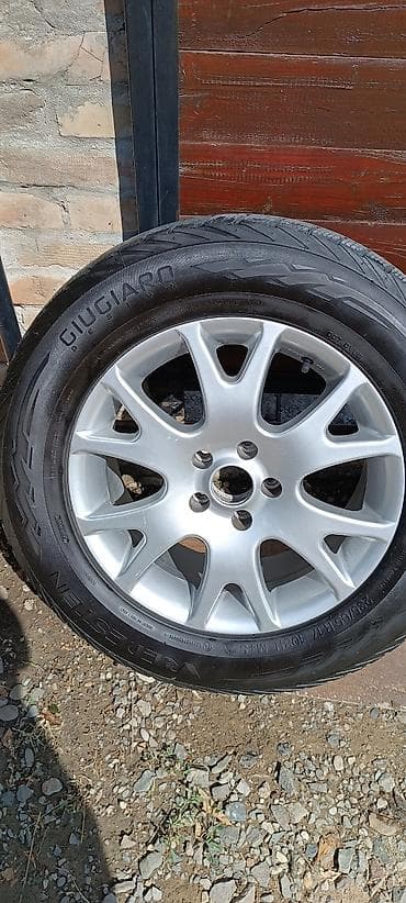 Set aluminijumske felne sa gumama proizvedene u Nemačkoj. 17 coli na lalafo.rs Set aluminijumske felne sa gumama proizvedene u Nemačkoj. 17 coli
