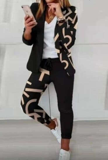 crveni komplet: Kompleti 3200 — 10