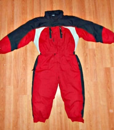 Skafander crveni vel. 4-5 duzina od ramena do kraja nogavice 104 — 1