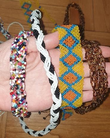 Kais od perli univerzalne velicine, free size, sami podesavate gde se na lalafo.rs Kais od perli univerzalne velicine, free size, sami podesavate gde se