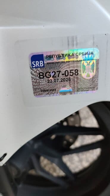 Motocikli i skuteri: Honda Forza skuter,registrovan do jula 2026godine, prepoznatljiv po — 7