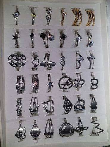 Prstenova – nerđajućeg čelika - Veliki izbor ženskih prstenova u na lalafo.rs Prstenova – nerđajućeg čelika - Veliki izbor ženskih prstenova u