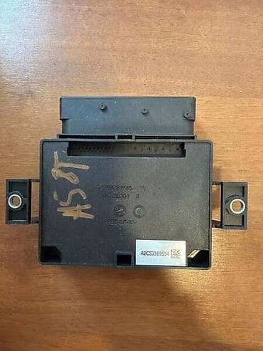 originalne auto presvlake: KONTROLNI MODUL EPB ZA AUDI A4, A5, Q5 . - 8K0907801H | Kontrolni — 3