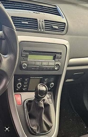 italijanske tablice: KLIMATRONIK RADIO ZA FIAT CROMA | 2010g 1.9 88KW — 2