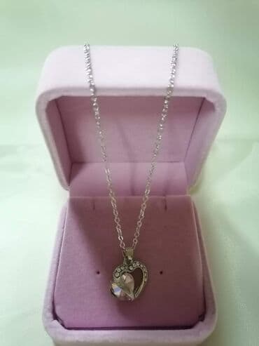 srebrna ogrlica sa krsticem: 800 — 6