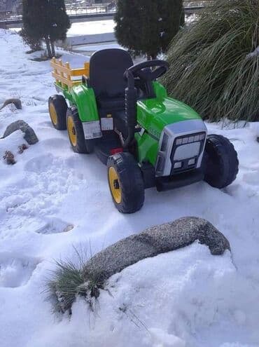 automobili na akumulator za decu: TRAKTOR NA AKUMULATOR SA PRIKOLICOM 🟩🟩NOVA ZELENA BOJA 🟩🟩 — 2