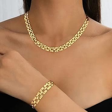 swarovski mindjuse novi sad: 1500 — 8