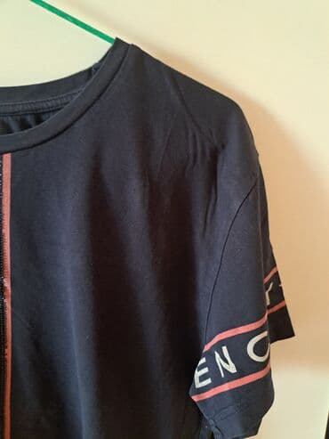 pantalone push up: Muska majica teget plava Givenchy orginal xxl bez ostecenja . Sa — 6