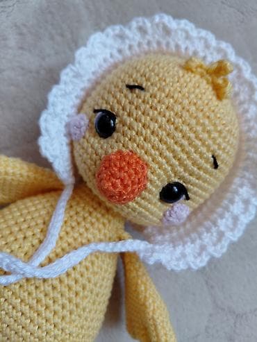 fortnite igračke: Heklana amigurumi igračka – pile sa kapicom - Ručno rađeni amigurumi — 3