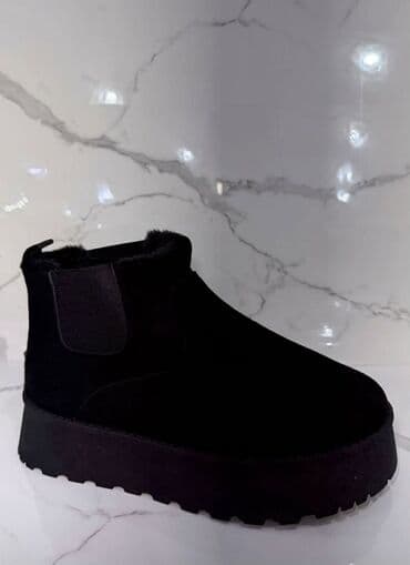 Sweatpants: Ugg mini boots, color - Black — 3