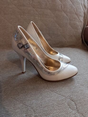 srebrne cipele: Pumps, 36 — 1