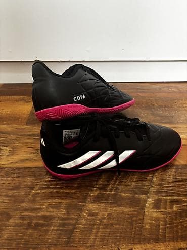 boo dog: Patike za fudbal Adidas COPA br 35 gaziste 215 mm su u odlicnom stanju — 1
