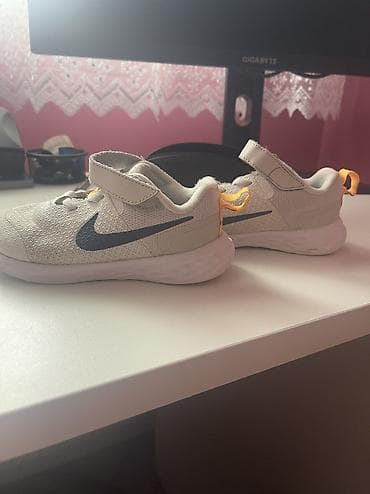 skafanderi za devojcice: Dečije patike Nike (model sa čičak-trakom) - Veličina: za malu decu — 1