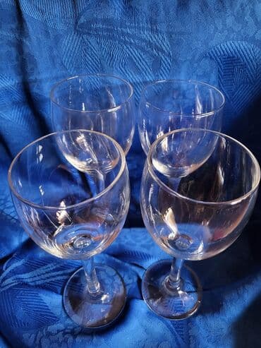 case za viski: Case nove za vino,usnama duvano staklo,vintaz. Pakovanje fabricki 4 — 5