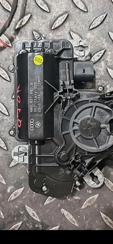 apn 1 s: AUDI Q7 4M BRAVA MOTORIC GEPEKA 4M0827887B | Audi q7 q5 q3 q2 A1 A3 — 2