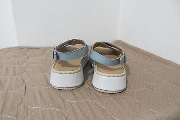 zenske skecers patike: ZENSKE KOZNE SANDALE br 39 kao nove, bez man greske, udobne lqagane — 4