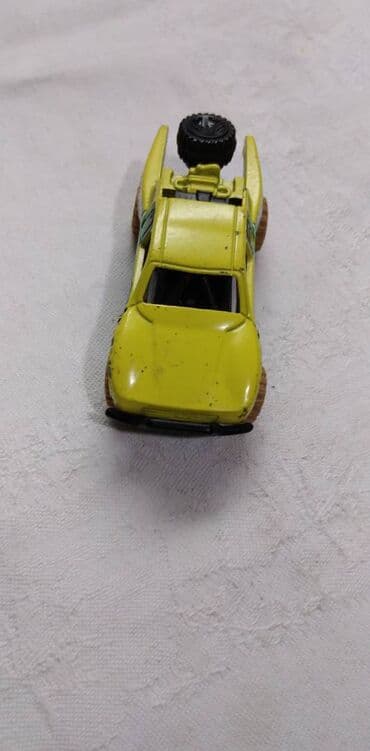 harry potter vt401 k: Hot Wheels autic 2003oko Thailand malo izgreban — 2