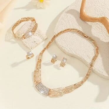 Setovi nakita: Set: Ogrlica, Materijal: Kristal — 4