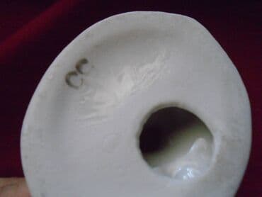 lov i ribolov smederevska palanka: Porcelanska figura kuce — 5