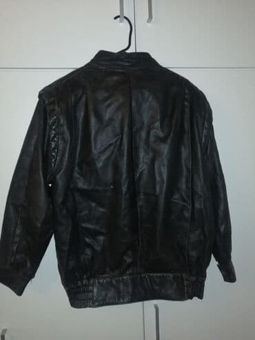 Kozna jakna 1000 din vel 40 — 2