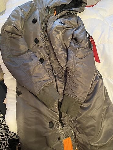 dzemper sa srcima: Zimska duga parka/jakna, maslinasto‑sive boje, sa kapuljačom i toplom — 1