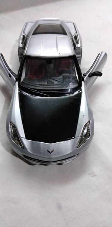 rubi 24 epizoda sa prevodom: Maisto Corvette Stingray 20141:24 fali d.retrovizor,prednja hauba — 2