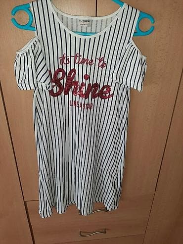 Predivna Waikiki haljinica. Kao nova.
Velicina 10/11