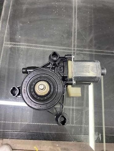 roda presvlake za auto: MOTORIC PODIZACA STAKLA ZA AUDI A4 - 8W0959801 | Motoric podizaca — 2
